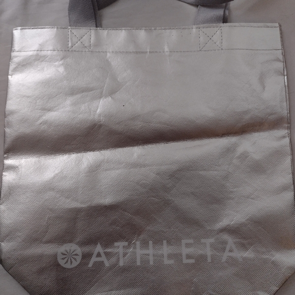 Athleta tie dye short sleeve sweatshirt and Athleta tote - Picture 6 of 7